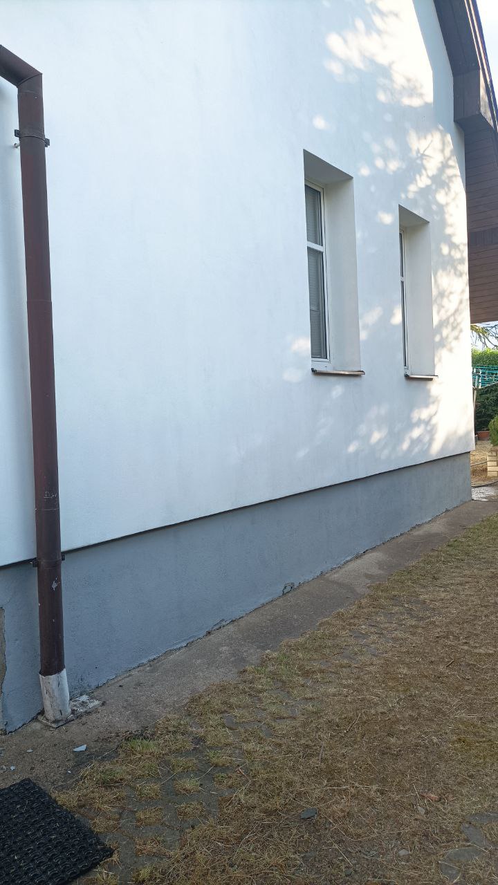 Mytí fasády – Unhošť u Prahy – Středočeský kraj po čištění