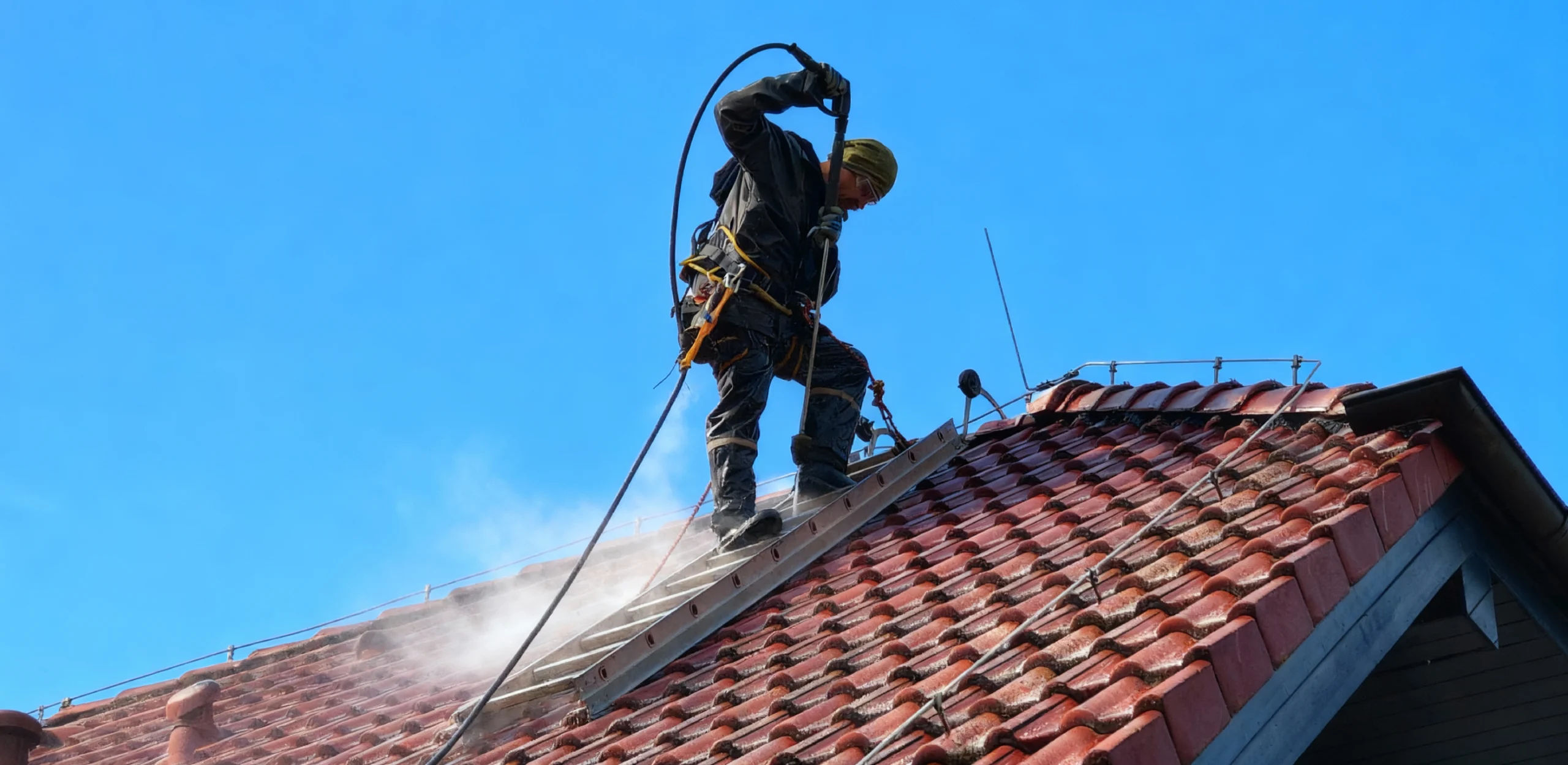 ČIŠTĚNÍ A MYTÍ STŘECH PO CELÉ ČR